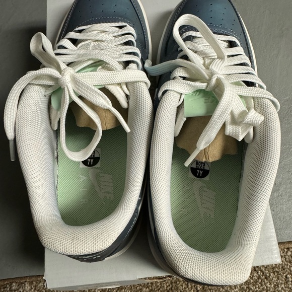 Nike Air Force 1s boys - Picture 5 of 8